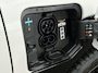 Kia EV3 GT-PlusLine 81.4 kWh / Fabrieksgarantie tot 20-08-2032 / Schuif-kantel dak / Harman/Kardon / Panoramadak / Stoel- & Stuurverwarming / Stoelverkoeling Voor / 360 Camera / Apple Carplay Android Auto / Navigatie / Elektrisch verstelbare stoelen met Geheugen / Elektrische Achterklep /
