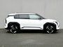 Kia EV3 GT-PlusLine 81.4 kWh / Fabrieksgarantie tot 20-08-2032 / Schuif-kantel dak / Harman/Kardon / Panoramadak / Stoel- & Stuurverwarming / Stoelverkoeling Voor / 360 Camera / Apple Carplay Android Auto / Navigatie / Elektrisch verstelbare stoelen met Geheugen / Elektrische Achterklep /