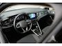 Volkswagen Polo 1.0 TSI Life Business Apple carplay Getint glas Airco Emergency braking DAB+ File assistent Navi