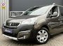 Peugeot Partner Tepee 1.2 PureTech Active | Navi | Camera | Carplay | Trekhaak | PDC | Cruise & Climate Control | Interesse? Bel of App naar: 06 30 51 05 90