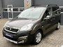 Peugeot Partner Tepee 1.2 PureTech Active | Navi | Camera | Carplay | Trekhaak | PDC | Cruise & Climate Control | Interesse? Bel of App naar: 06 30 51 05 90