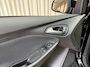Ford Focus 1.0 Titanium Edition Stoel-/Stuurverwarming / PDC / Airco / 17'' LMV