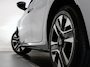 Peugeot e-208 e-Style 50 kWh | Parkeerhulp | Stoelverwarming | Apple Carplay/Android Auto