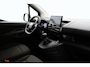 Toyota ProAce City 1.5 D-4D Live Long | Navigatie | Apple Carplay / Android Auto | Parkeersensoren achter | Cruise Control | Airco | Betonplex | 3-zits | Digitaal instrumentenpaneel