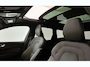 Volvo XC60 2.0 T6 Plug-in Hybrid AWD R-Design | Longe Range | Trekhaak | Panoramadak | Achteruitrijcamera | Parkeersensoren | Keyless Entry | Elektrische Achterklep | Stoelverwarming | Cruise Control Adaptief | Google Navigatie | Apple Carplay | Android Auto