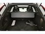 Volvo XC60 2.0 T6 Plug-in Hybrid AWD R-Design | Longe Range | Trekhaak | Panoramadak | Achteruitrijcamera | Parkeersensoren | Keyless Entry | Elektrische Achterklep | Stoelverwarming | Cruise Control Adaptief | Google Navigatie | Apple Carplay | Android Auto