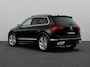 Volkswagen Tiguan 1.4 TSI eHybrid R-Line Business+ 245PK DSG Trekhaak, Matrix LED-verlichting, Discover Pro, Side Assist, Parkeersensoren voor en achter, 19" LM Velgen, Stoel-Stuurverwarming