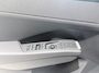 Volkswagen T-Roc 1.5 eTsi Life First Edition 116 PK Automaat | Keyless access | 18" Lichtmetalen velgen | LED koplampen | Apple Carplay | Camera | Android Auto | Climate control | Stoelverwarming | Adaptive cruise control | Stuurverwarming |