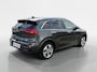 Kia Niro EV e-Niro DynamicPlusLine 64 kWh | *1E EIGENAAR | FABRIEKSGARANTIE | SCHUIF- KANTELDAK | APPLE CARPLAY/ ANDROID AUTO | NAVI | CAMERA | STUUR/ STOELVERWARMING | STOF/ LEDER | ETC…