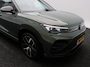 Volkswagen Tiguan 1.5 eHybrid R-Line | Trekhaak | Panoramadak | Black Style | Head-Up Display |
