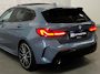 BMW 1-Serie 118i M Sport Shadowline|Pano|Keyless|HeadUp|Harman/Kardon|Alcantara|Kuipstoel|Elektrische stoelen|Sfeerverlichting|