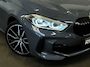 BMW 1-Serie 118i M Sport Shadowline|Pano|Keyless|HeadUp|Harman/Kardon|Alcantara|Kuipstoel|Elektrische stoelen|Sfeerverlichting|