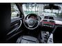 BMW 3-Serie Touring 328i Touring | PDC | Xenon | Navi | PDC | 18" lmv | Trekhaak | Climate
