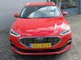 Ford Focus Wagon 1.0T Hybride 155pk Titanium Automaat | Climate control | Navigatie | Lm velgen | Apple/Android | Parkeersensoren v+a