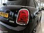 MINI Cooper 5-Deurs 1.5 Chili