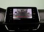 Volkswagen T-Roc 1.5 TSI Style 150 pk Automaat (DSG) | Navigatie | Panoramadak | Parkeersensoren (Park assist) | Achteruitrijcamera | Adaptieve cruise control | Stoelverwarming | Apple carplay / Android auto |