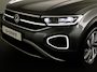 Volkswagen T-Roc 1.5 TSI Style 150 pk Automaat (DSG) | Navigatie | Panoramadak | Parkeersensoren (Park assist) | Achteruitrijcamera | Adaptieve cruise control | Stoelverwarming | Apple carplay / Android auto |