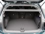 Volkswagen Golf 1.5 eHybrid Life Edition | Trekhaak | 360 Camera | Adaptieve Cruise Control | 18" LMV |