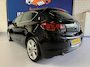 Opel Astra 1.4 Turbo Sport / bj.2012 / kleur: zwart / 5 deurs / navigatie / climate / cruise /NAP met 166990 km./ APK tot 10/2027.