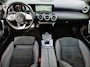 Mercedes-Benz A-klasse 250 e AMG Line / Trekgewicht 1600 kg / Stoelverwarming / Achteruitrijcamera / Apple Carplay Android Auto / Cruise control / Keyless start / Parkeersensoren voor en achter / Climate control /