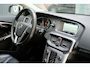 Volvo V40 2.0 D2 Inscription * DEALER ONDERHOUDEN * + PANO / LEDER / MEMORY / CAMERA