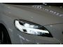Volvo V40 2.0 D2 Inscription * DEALER ONDERHOUDEN * + PANO / LEDER / MEMORY / CAMERA