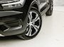 Volvo XC40 1.5 T4 Recharge Inscription 211Pk Automaat (APPLE CARPLAY, SOH 89,9%, HARMAN/KARDON, LEDER, STUUR/STOELVERWARMING, CAMERA, SPORTSTOELEN, GETINT GLAS, KEYLESS, ELEK ACHTERKLEP, NIEUWSTAAT)