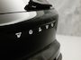 Volvo XC40 1.5 T4 Recharge Inscription 211Pk Automaat (APPLE CARPLAY, SOH 89,9%, HARMAN/KARDON, LEDER, STUUR/STOELVERWARMING, CAMERA, SPORTSTOELEN, GETINT GLAS, KEYLESS, ELEK ACHTERKLEP, NIEUWSTAAT)