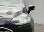 Ford Fiesta 1.0 EcoBoost Hybrid Titanium / Navigatie / Apple Carplay of Android Auto / Stuur- Stoel & Voorruitverwarming / All Season Banden / Cruise control / Climate control / Parkeersensoren achter /