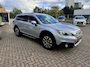 Subaru Outback 2.5i Premium | Trekhaak afneembaar | Navigatie | schuif/kanteldak | Lederen bekleding | Stoelen met geheugen | 2000 kg trekgewicht |