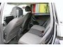 Volkswagen Tiguan 1.5 TSI R-Line Business+. camera. CarPlay. stoelverwarming.trekhaak