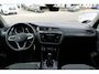 Volkswagen Tiguan 1.5 TSI R-Line Business+. camera. CarPlay. stoelverwarming.trekhaak