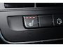 Mercedes-Benz A-klasse 200 Ambition AMG | Harman & Kardon | Camera | Stoelverwarming | Navi | Clima / Cruise |