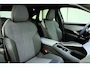 Peugeot E-3008 Allure 210 pk 73 kWh 525 WLTP Trekhaak | Warmtepomp | Panoramic Navigation