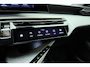 Peugeot E-3008 Allure 210 pk 73 kWh 525 WLTP Trekhaak | Warmtepomp | Panoramic Navigation