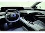Peugeot E-3008 Allure 210 pk 73 kWh 525 WLTP Trekhaak | Warmtepomp | Panoramic Navigation