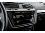 Volkswagen Tiguan 1.5 TSI 150pk DSG Elegance | CarPlay/Android Auto | Trekhaak | Achterklep Elektrisch