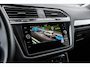 Volkswagen Tiguan 1.5 TSI 150pk DSG Elegance | CarPlay/Android Auto | Trekhaak | Achterklep Elektrisch