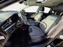 Kia Niro EV e-Niro DynamicPlusLine 64 kWh | *1E EIGENAAR | FABRIEKSGARANTIE | TREKHAAK | SCHUIF- KANTELDAK | APPLE CARPLAY/ ANDROID AUTO | NAVI | CAMERA | STUUR/ STOELVERWARMING | STOF/ LEDER | DAB+ | ETC…