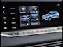 Voyah Free Flagship | Panoramadak | Dynaudio Hi-Fi | 360° Camera | Luchtvering | Adaptieve Cruise Control | Dodehoekassistent | Apple CarPlay | Android Auto | Elektrisch Verstelbare Stoelen + Massage | Stoelverwarming | Stoelventilatie | Sfeerverlichting | Elektrische Achterklep