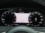 Volkswagen Golf 1.5 TSI 150pk DSG Highline Business R | Trekhaak | R Line | Achteruitrijcamera | Navigatie