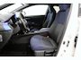 Toyota C-HR / C-HR+ 1.8 Hybrid Bi-Tone Plus | Navigatie | Dodehoek detectie | JBL | Stoel-/stuurverwarming | Full LED | Parkeersensoren voor/achter | Keyless | Adaptive Cruise | Clima | 18 inch