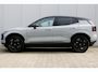 Volvo EX30 Cross Country P5 Long Range Plus Europa 69 kWh Driver Support | Warmtepomp | Dual Zone Electronic Climate Control | Verwarmbare voorstoelen | Verwarmbaar stuurwiel | Elektrisch verstelbare voorstoelen | Pilot Assist | Digital Key Plus | Adaptieve Cruise Control | Premium Audio by Harman Kardon | Google Maps | Google Assistant | Keyless entry | Blis | Camera achter | Elektrisch bedienbare achterklep | Draadloos telefoon opladen |