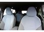 Volvo EX30 Cross Country P5 Long Range Plus Europa 69 kWh Driver Support | Warmtepomp | Dual Zone Electronic Climate Control | Verwarmbare voorstoelen | Verwarmbaar stuurwiel | Elektrisch verstelbare voorstoelen | Pilot Assist | Digital Key Plus | Adaptieve Cruise Control | Premium Audio by Harman Kardon | Google Maps | Google Assistant | Keyless entry | Blis | Camera achter | Elektrisch bedienbare achterklep | Draadloos telefoon opladen |