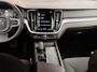Volvo V60 2.0 B3 Core Panodak / Trekhaak / Camera / Harmen/Kardon / All Season