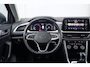 Volkswagen T-Roc 1.0 TSI 110pk Life 75 Edition | Achteruitrijcamera | Apple Carplay & Android Auto | Adaptive Cruise