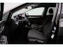 Volkswagen Golf 1.5 TSI Oranje Edition 2024 | Stuurwiel Bediening | App Connect | Achteruitrij Camera | DAB Radio | Sfeerverlichting | Adaptive Cruise Control | Boekjes | 2 Sleutels