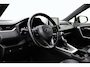 Toyota RAV4 2.5 Hybrid 2WD Bi-Tone | Navigatie | Apple Carplay / Android Auto | Stoelverwarming | Leder | Parkeersensoren voor/achter | Camera | Keyless | Adaptive Cruise | Clima | 18 inch