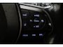 Toyota RAV4 2.5 Hybrid 2WD Bi-Tone | Navigatie | Apple Carplay / Android Auto | Stoelverwarming | Leder | Parkeersensoren voor/achter | Camera | Keyless | Adaptive Cruise | Clima | 18 inch