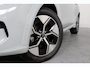 Ford Puma Gen-E Select FWD 47 kWh | Winter Pack | Camera | Elektrische Kofferklep | Navigatie | Draadloze Telefoonlader | Parkeersensoren | Apple Carplay & Android Auto |